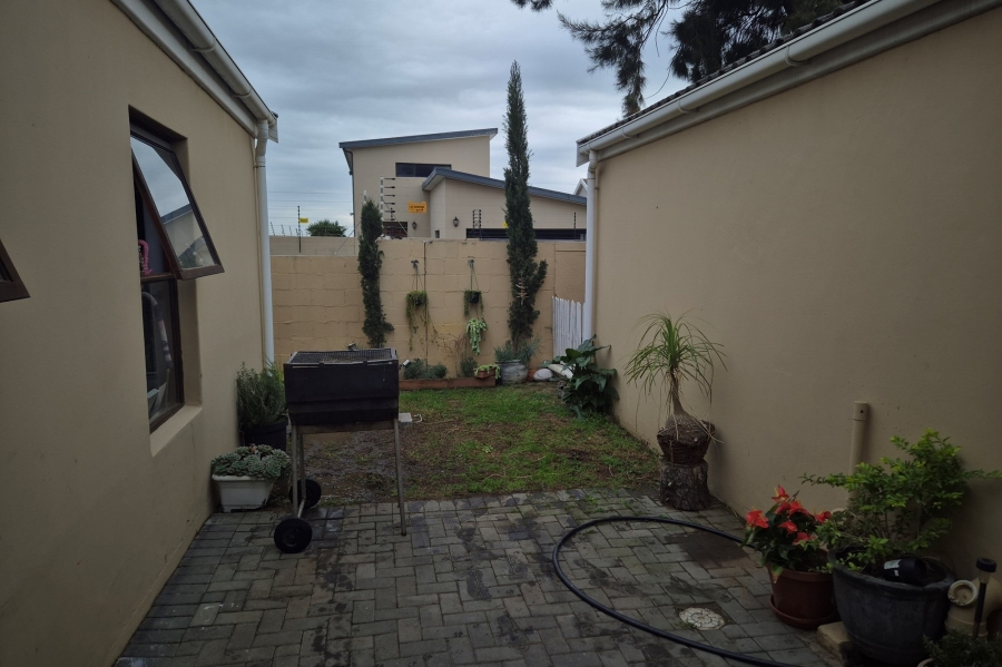 3 Bedroom Property for Sale in Fairview Golf Estate Western Cape